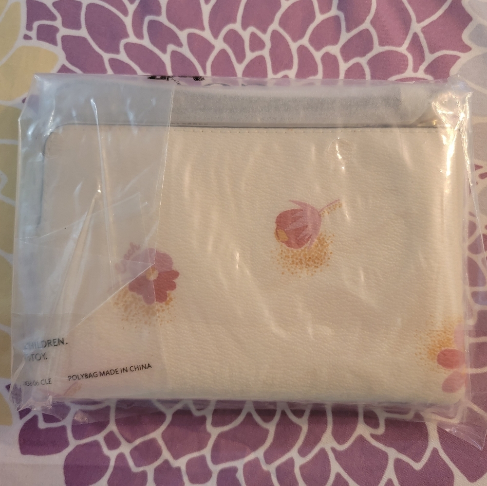 COACH CORNER ZIP WRISTLET WITH POP FLORAL PRINT - Picture 4 of 6